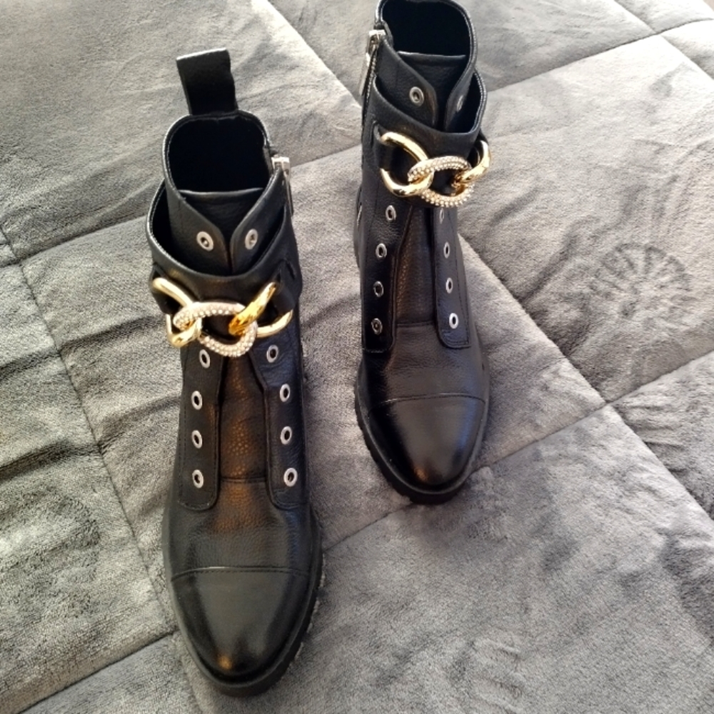 Pepper/F22 boots